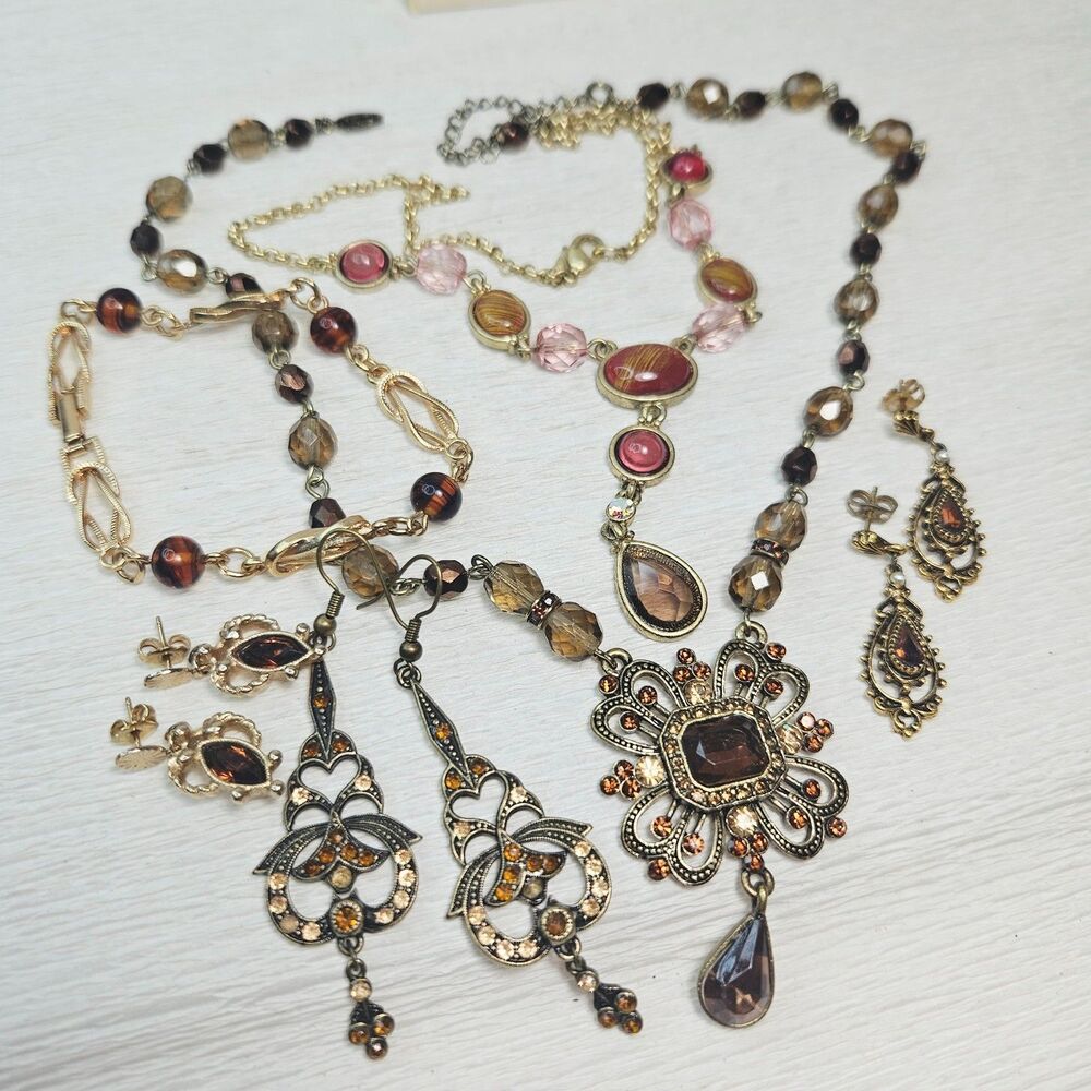 Avon 2 Necklaces 3 Pr Earrings Bracelet Gold Brown Rhinestone